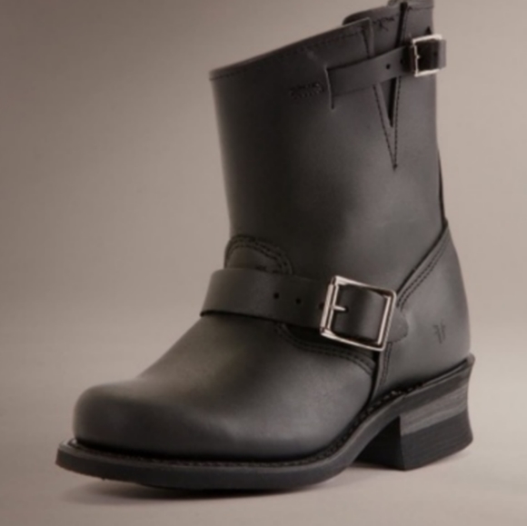 Meet your Posher, Nicole! - Picture 10 of 16